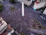 povo na rua